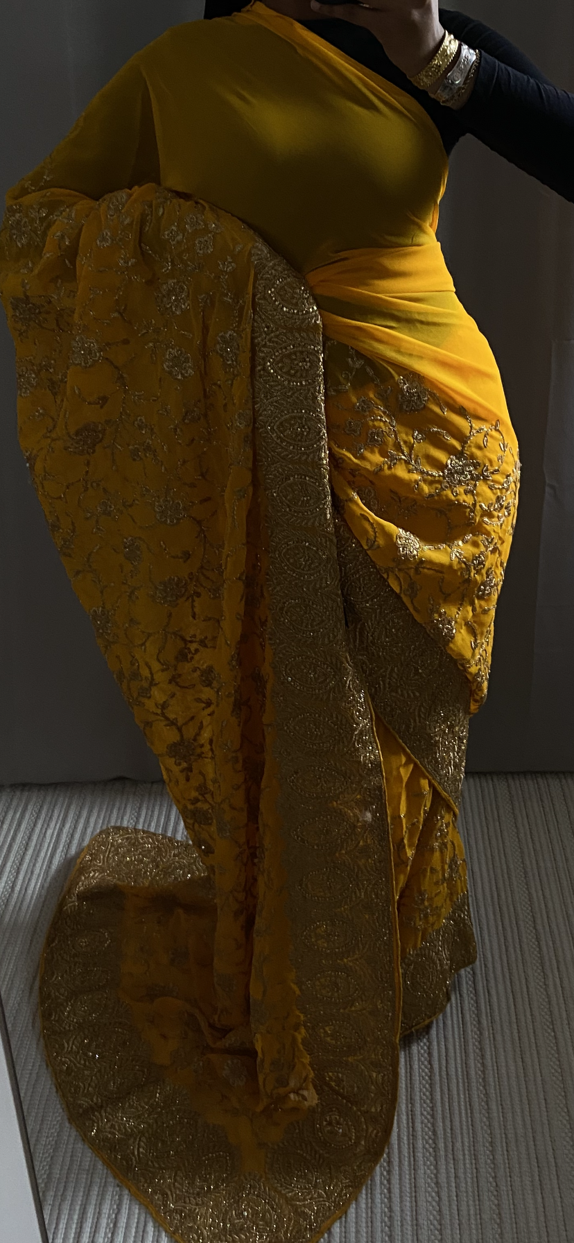 Saree Nila